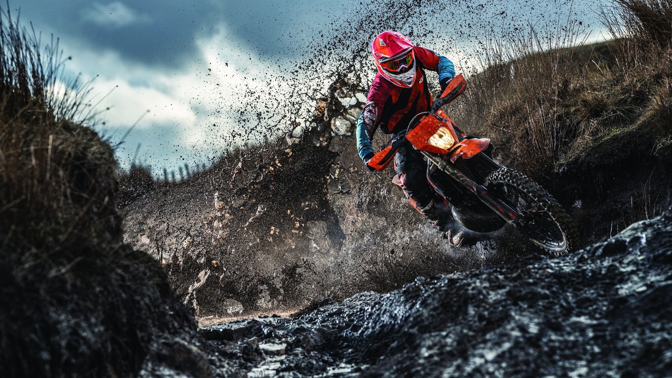 “青训青少年集训营在重要城市全面开班，培养新一代足球精英”