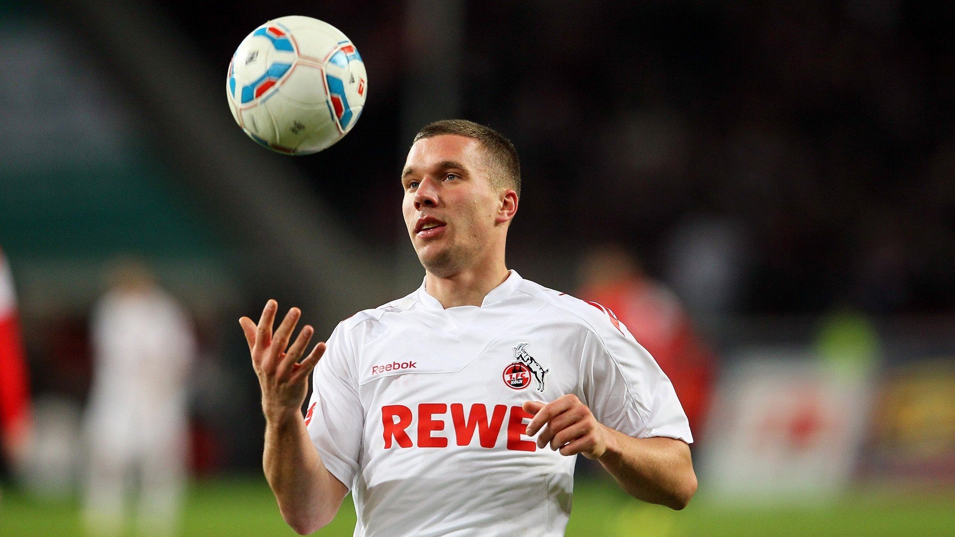 欧预赛中荷兰迎战德国——强强对话引人期待,欧预赛荷兰vs德国